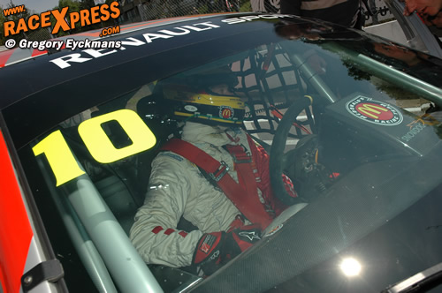 Renaud Kuppens op POLE voor Race 2